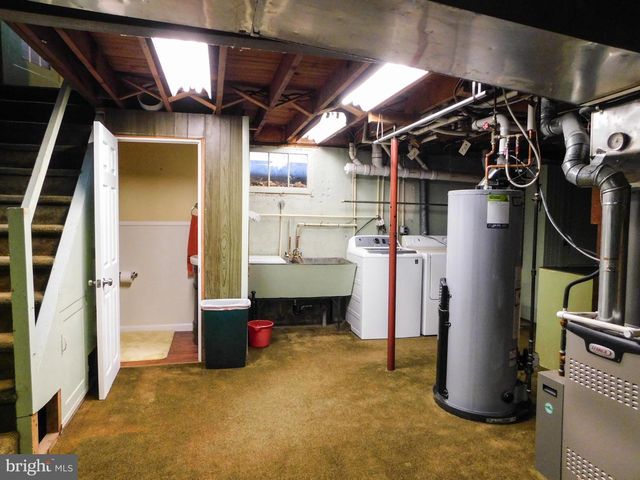 1448 W JAMES ST, Jeffersonville, PA 19403