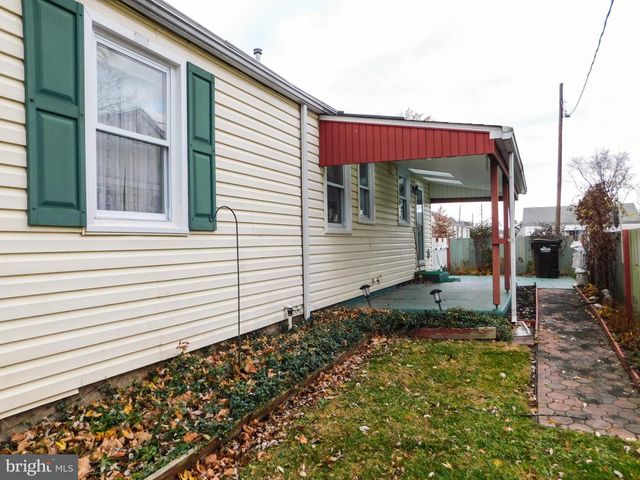 1448 W JAMES ST, Jeffersonville, PA 19403