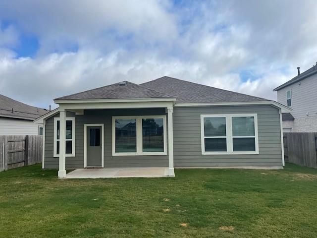127 Patrick Herndon DR, Bastrop, TX 78602