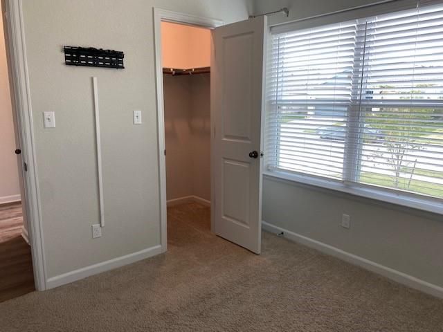 127 Patrick Herndon DR, Bastrop, TX 78602