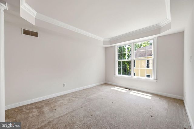 522 RASPBERRY LN, West Chester, PA 19382