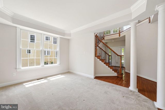 522 RASPBERRY LN, West Chester, PA 19382