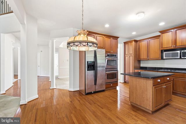 522 RASPBERRY LN, West Chester, PA 19382