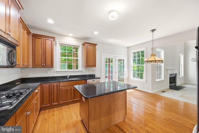 522 RASPBERRY LN, West Chester, PA 19382