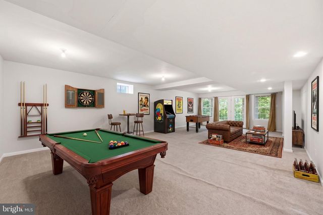 522 RASPBERRY LN, West Chester, PA 19382