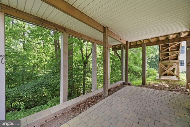 522 RASPBERRY LN, West Chester, PA 19382