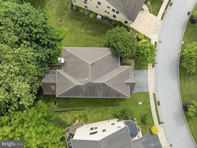 522 RASPBERRY LN, West Chester, PA 19382