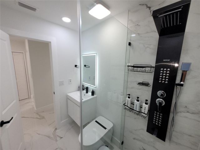 105 FOREST PARK AVENUE, Temple Terrace, FL 33617