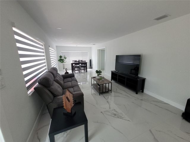 105 FOREST PARK AVENUE, Temple Terrace, FL 33617