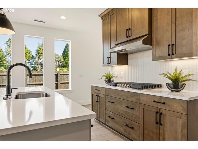 4348 N 14TH Way, Ridgefield, WA 98642
