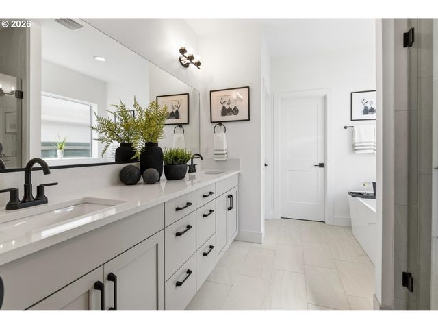 4348 N 14TH Way, Ridgefield, WA 98642