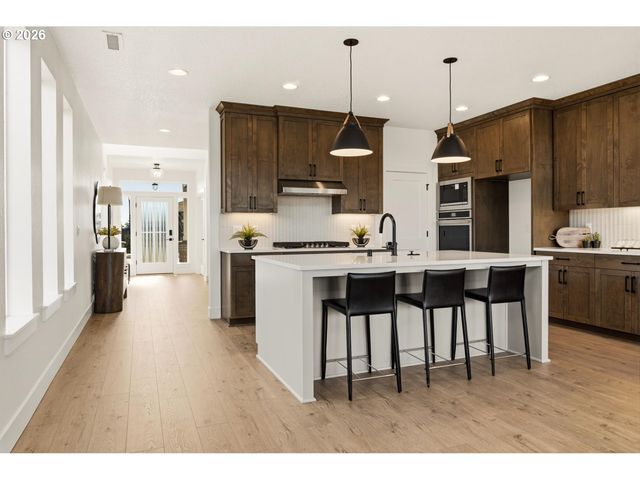 4348 N 14TH Way, Ridgefield, WA 98642