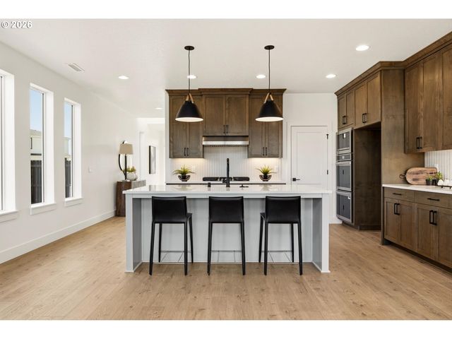 4348 N 14TH Way, Ridgefield, WA 98642