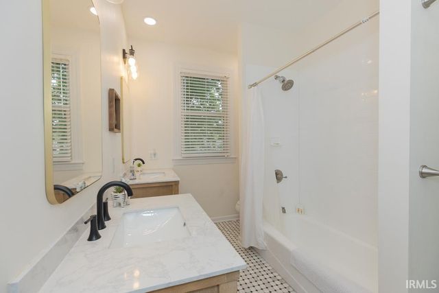 19 Chandler Avenue, Evansville, IN 47713