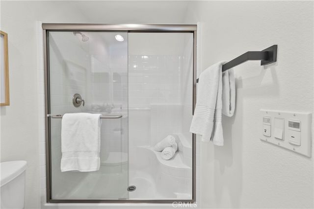 22157 Barrington, Saugus, CA 91350