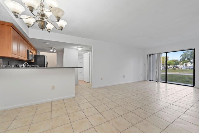 7200 NW 179th St 110, Hialeah, FL 33015