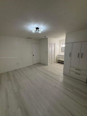 28305 SW 136th Ave, Homestead, FL 33033