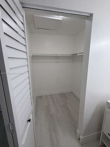 28305 SW 136th Ave, Homestead, FL 33033