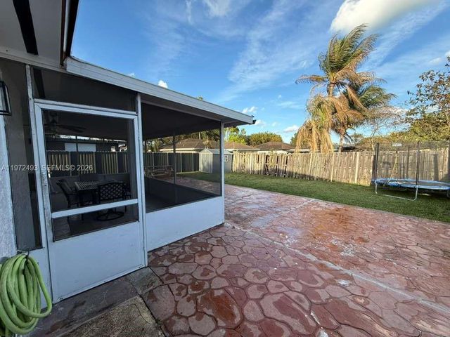 28305 SW 136th Ave, Homestead, FL 33033