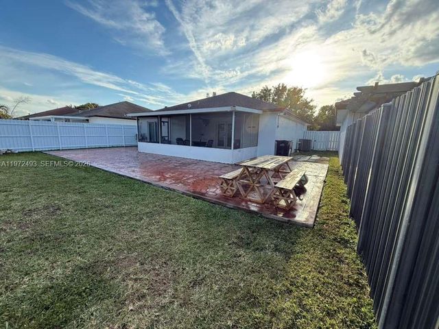 28305 SW 136th Ave, Homestead, FL 33033