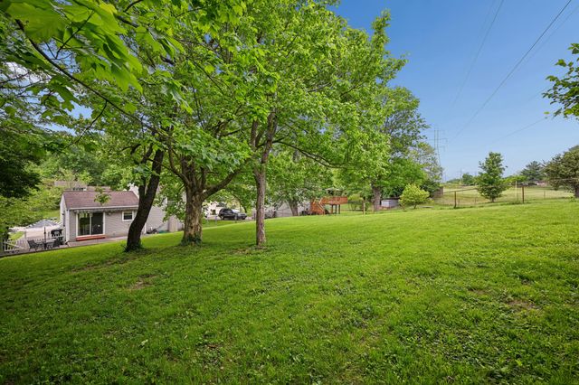 106 Valleywood Court, Erlanger, KY 41018