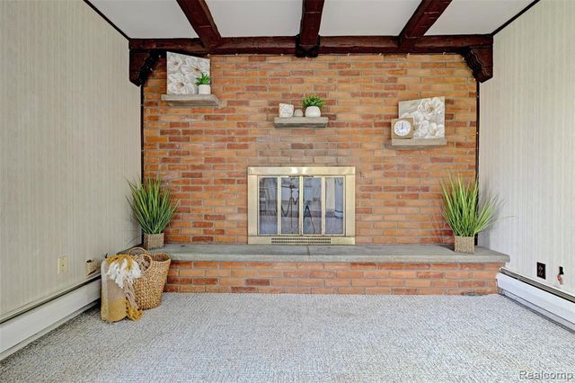 215 Parkview Boulevard, Lake Orion, MI 48362