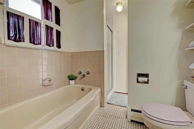 215 Parkview Boulevard, Lake Orion, MI 48362