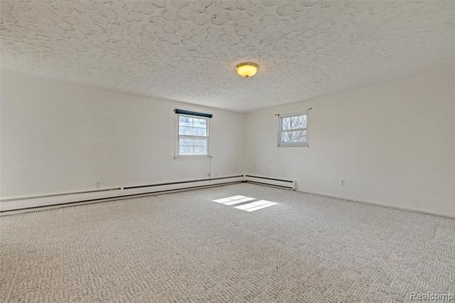 215 Parkview Boulevard, Lake Orion, MI 48362