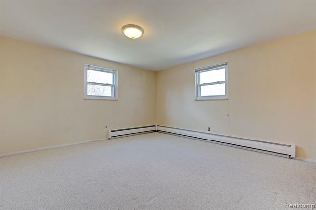 215 Parkview Boulevard, Lake Orion, MI 48362