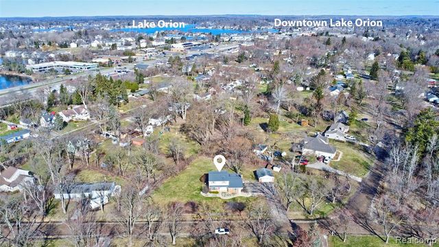 215 Parkview Boulevard, Lake Orion, MI 48362