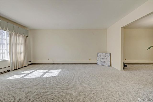 215 Parkview Boulevard, Lake Orion, MI 48362