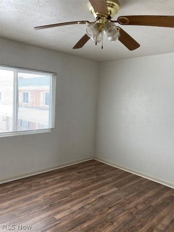 4871 Banbury Court 15, Warrensville Heights, OH 44128