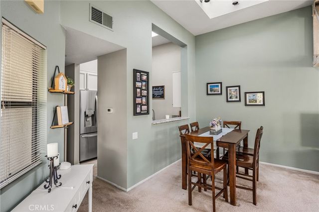 5744 E Creekside 37, Orange, CA 92869