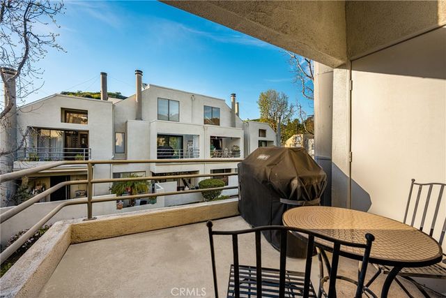 5744 E Creekside 37, Orange, CA 92869