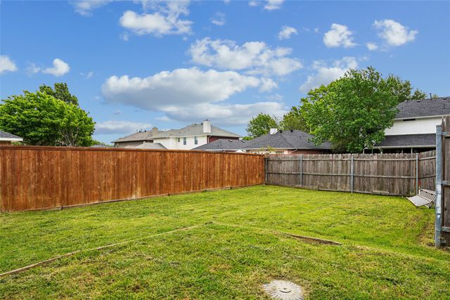 2516 Buck Drive, Mesquite, TX 75181