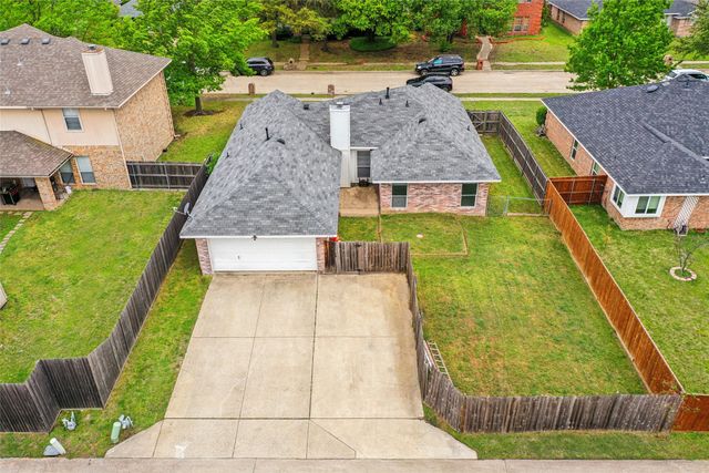 2516 Buck Drive, Mesquite, TX 75181