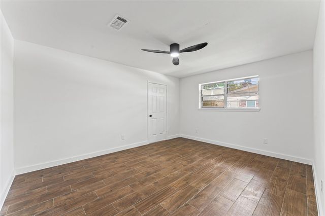 12519 A Bar Drive, Galveston, TX 77510
