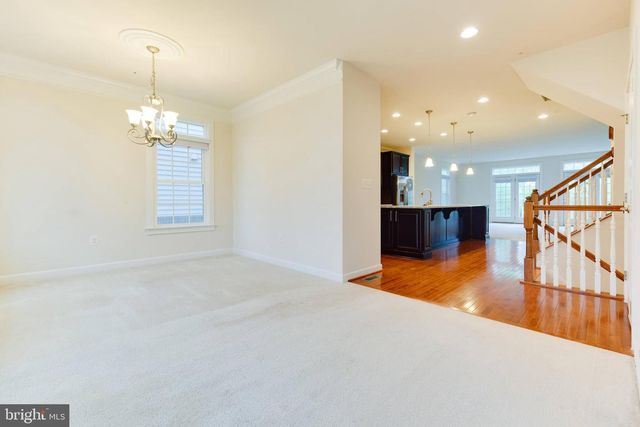 5255 STREAM BANK LN, Greenbelt, MD 20770