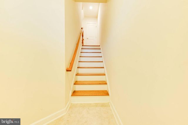 5255 STREAM BANK LN, Greenbelt, MD 20770