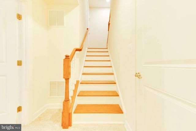 5255 STREAM BANK LN, Greenbelt, MD 20770