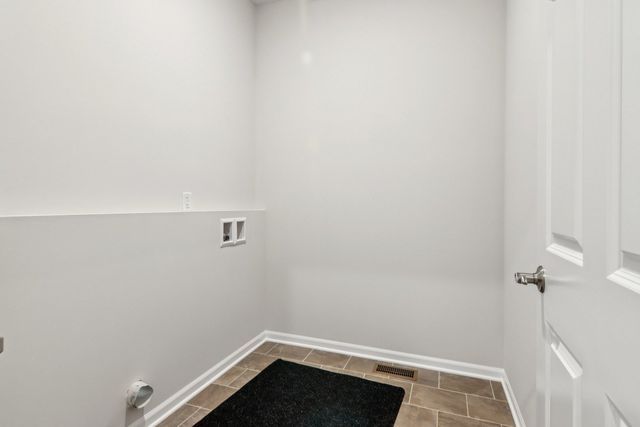 607 Virginia Street, Elburn, IL 60119