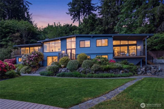 639 W Lake Sammamish Parkway NE, Bellevue, WA 98008