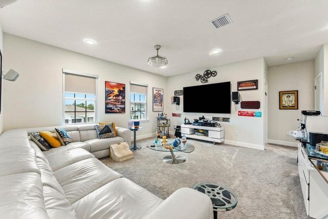 19227 Broad Shore Walk, Loxahatchee, FL 33470