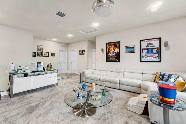 19227 Broad Shore Walk, Loxahatchee, FL 33470