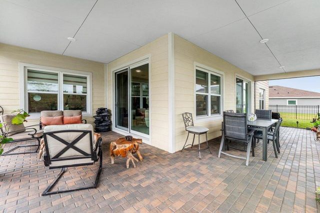 19227 Broad Shore Walk, Loxahatchee, FL 33470