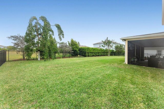 19227 Broad Shore Walk, Loxahatchee, FL 33470