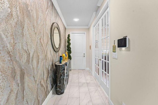 19227 Broad Shore Walk, Loxahatchee, FL 33470