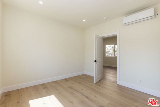 5915 Barton Avenue, Los Angeles, CA 90038