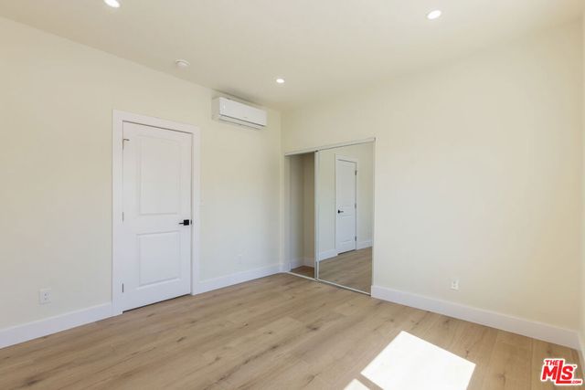 5915 Barton Avenue, Los Angeles, CA 90038