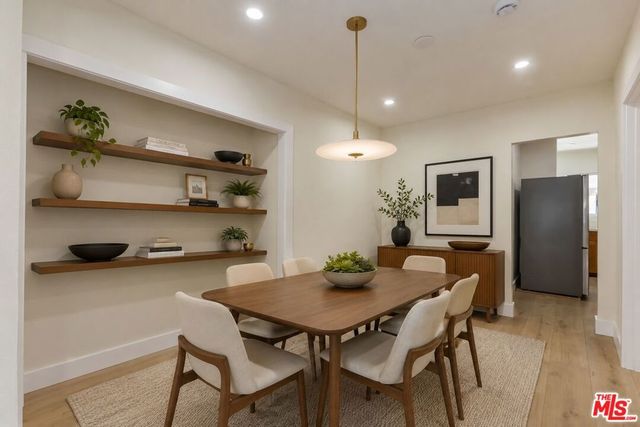 5915 Barton Avenue, Los Angeles, CA 90038